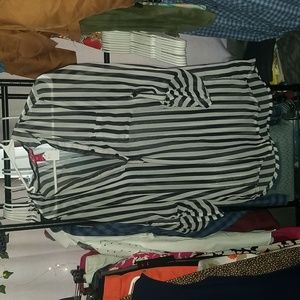 SOLD!!Mix & Co ladies blouse